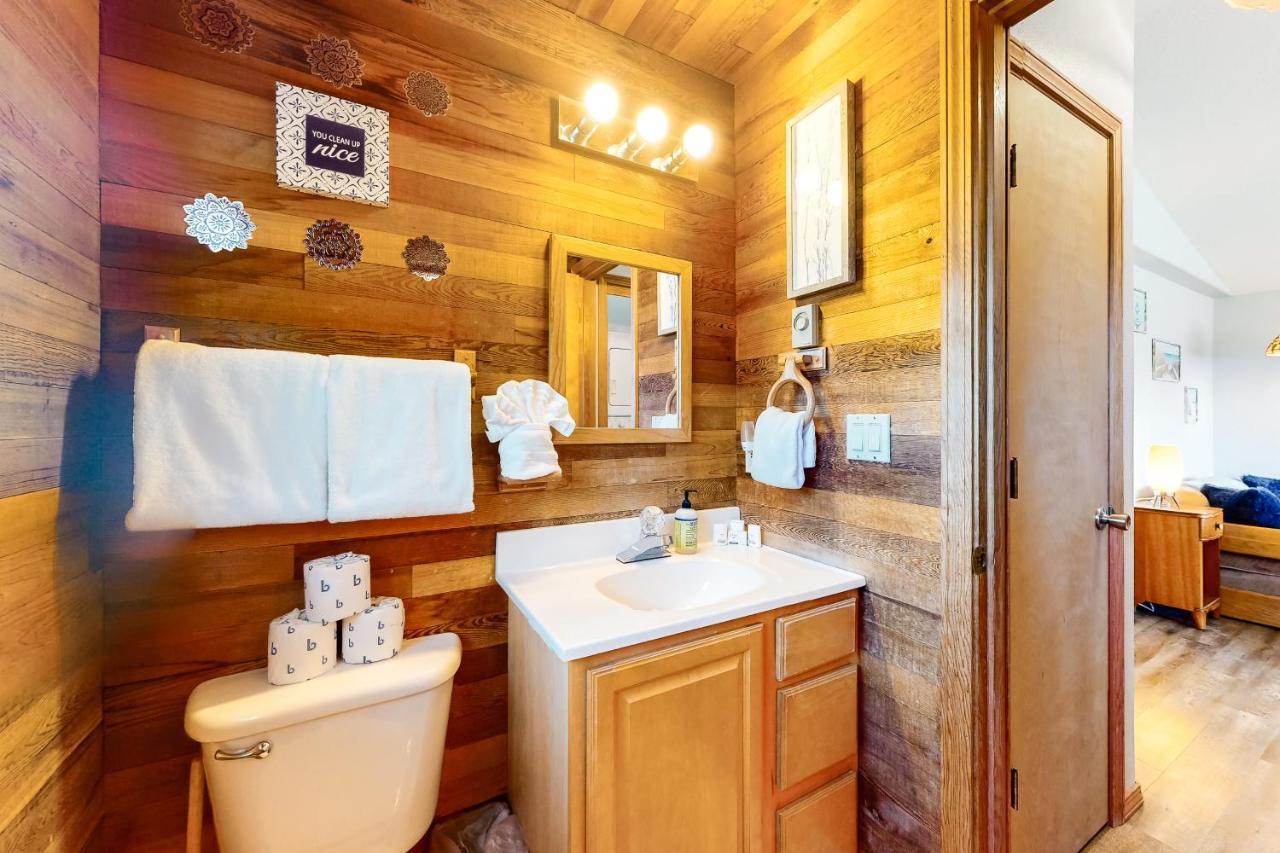 Cabin At The Beach Mca 1263 Manzanita Exterior photo